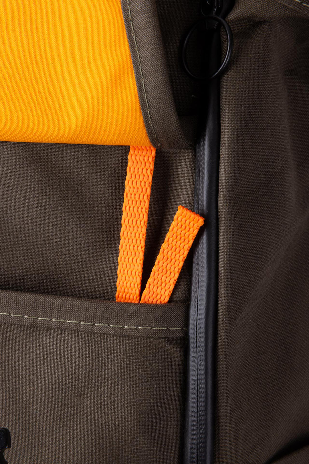 Sample Sale | Olive Bannoch Pro Backpack