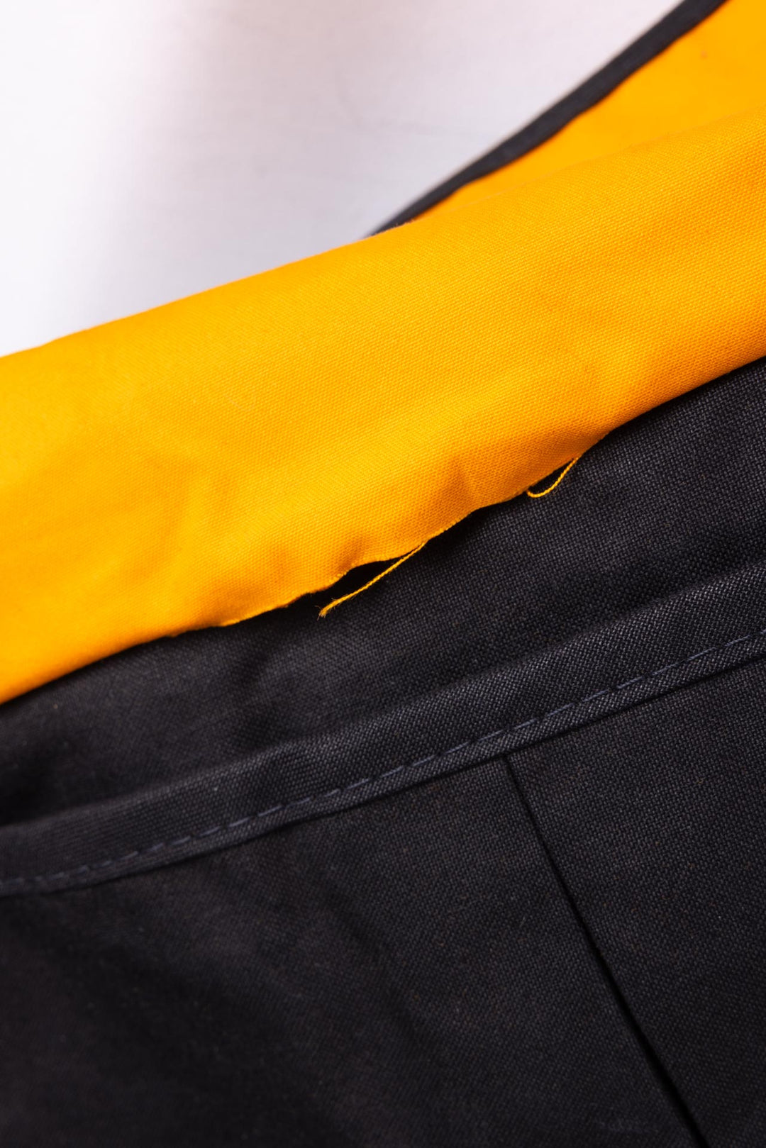 Sample Sale | Black Bairn Pro Messenger