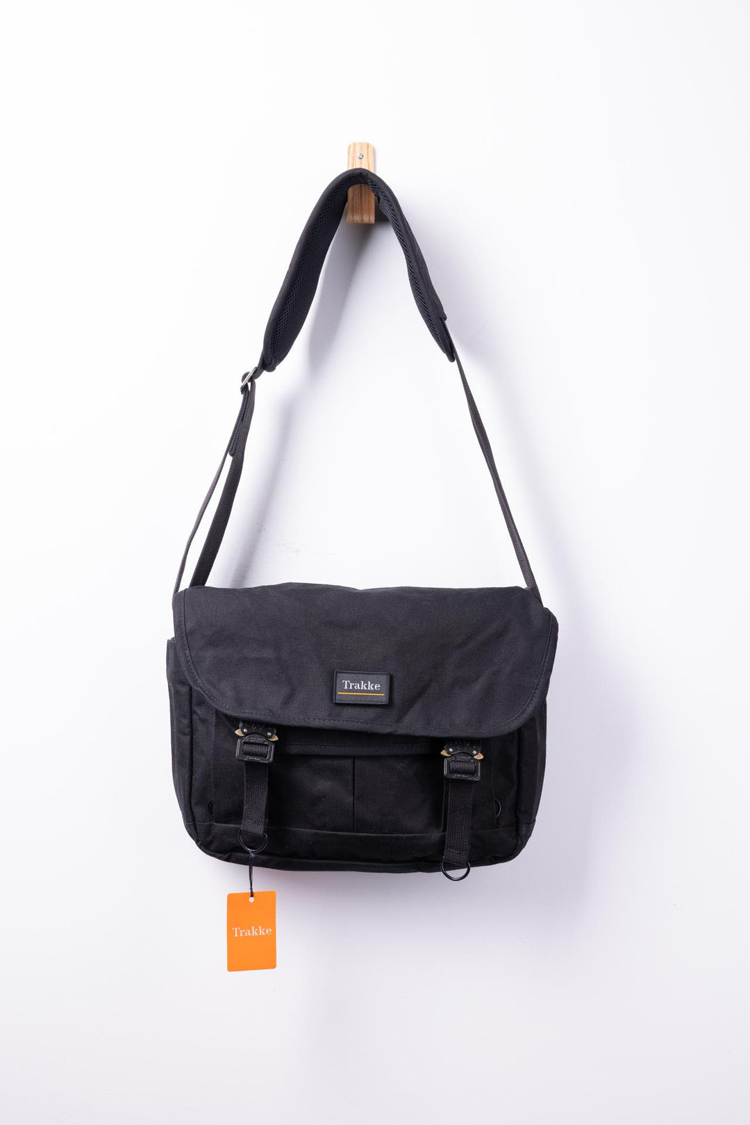 Sample Sale | Black Bairn Pro Messenger