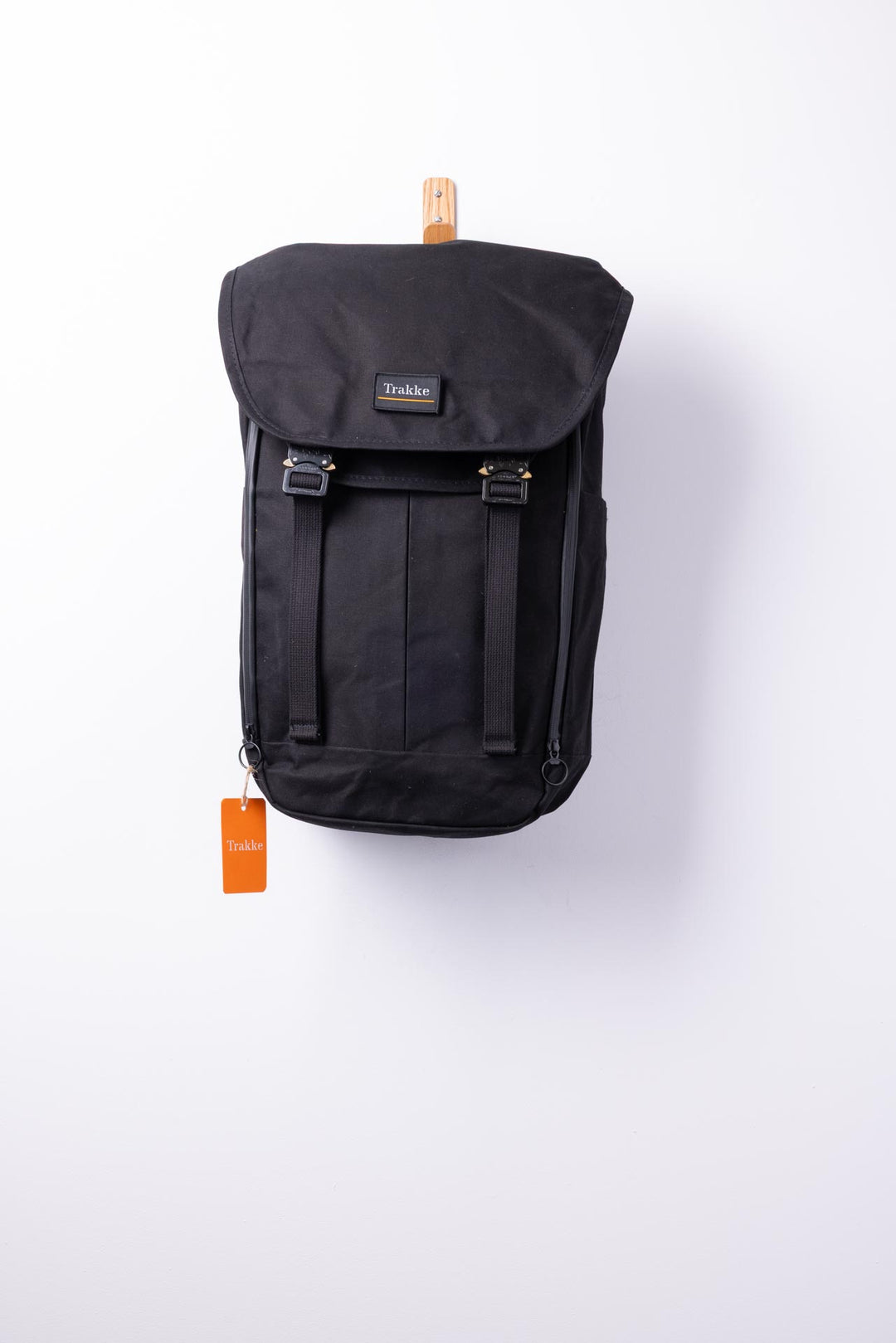 Sample Sale | Black Bannoch Pro Backpack