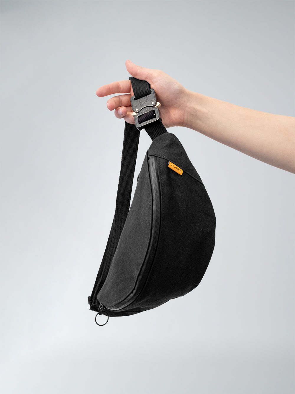 The Row banana-shape Shoulder Bag - Farfetch