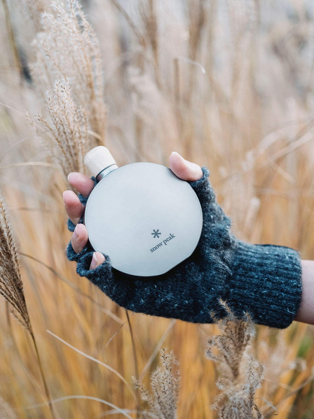 Titanium Curved Flask 5 oz