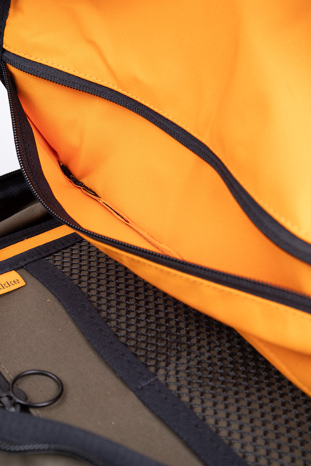 Sample Sale | Olive Storr 25L Travel Backpack