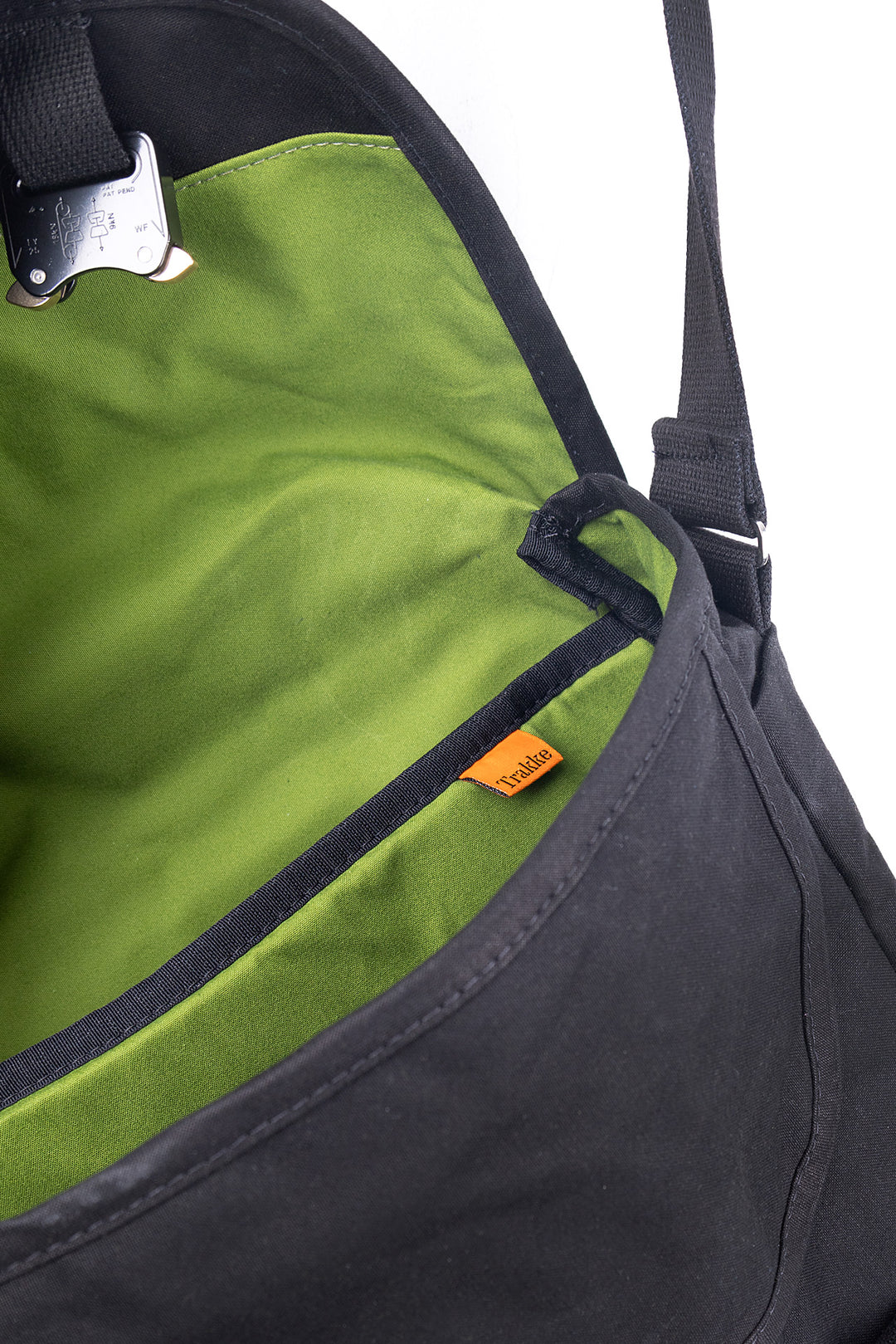 Bairn Messenger | New Lining