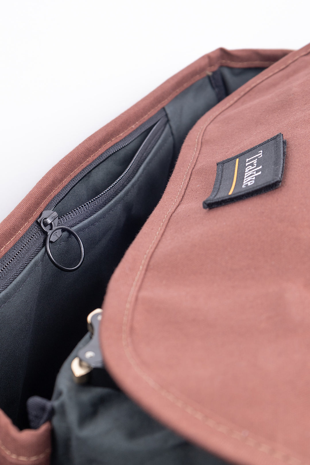 Bairn Messenger | New Lining