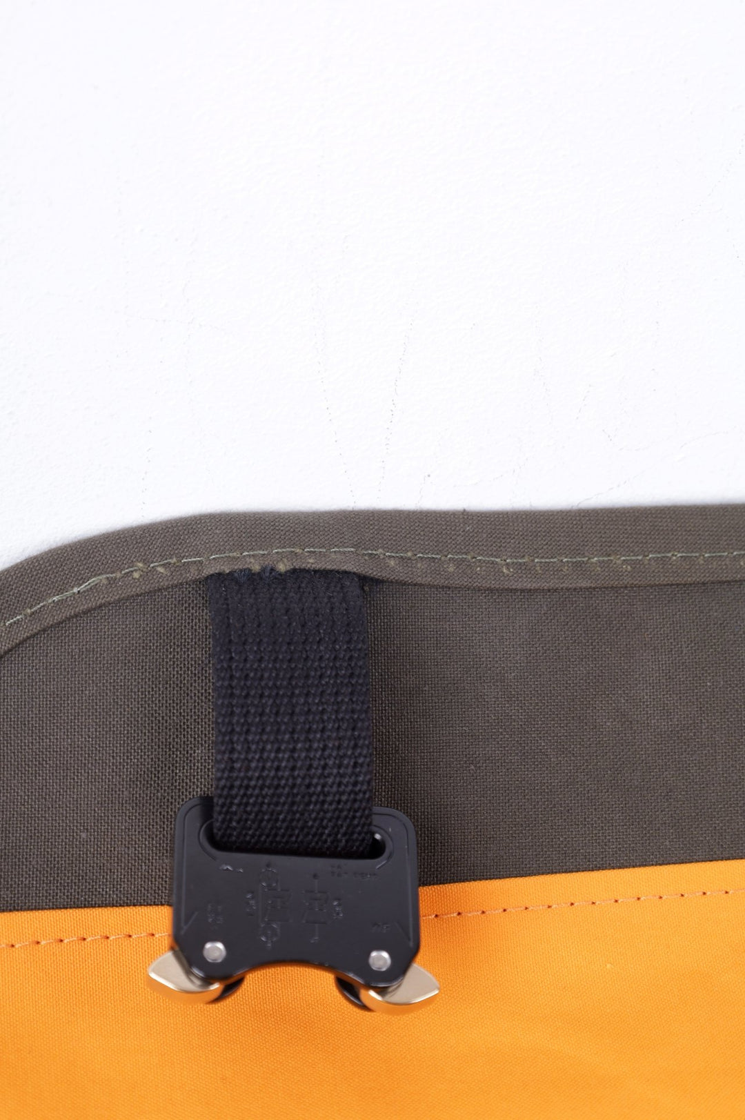 Sample Sale | Olive Bairn Messenger