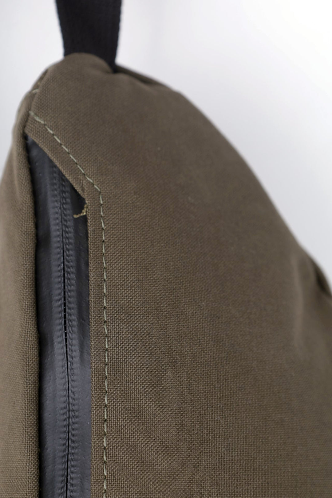 Sample Sale | Olive Banana Crossbody Bag