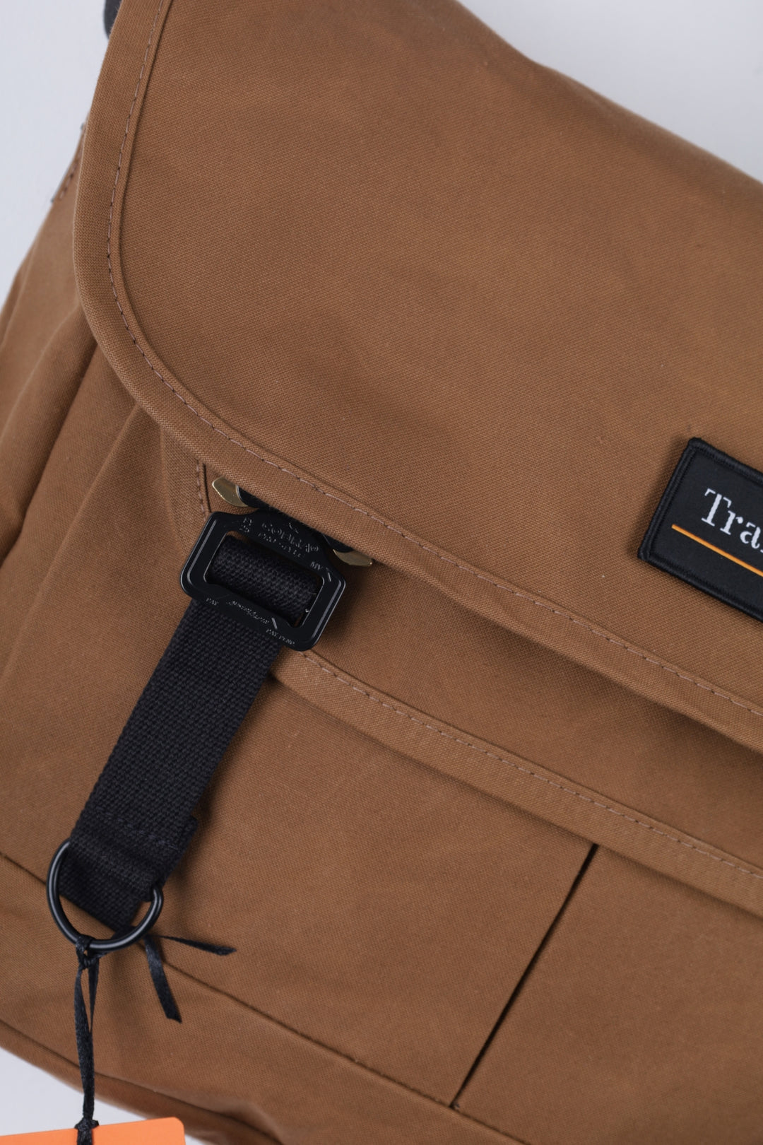 Sample Sale | Whisky Bairn Pro Messenger